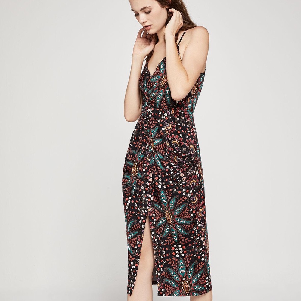 BCBGeneration Black/Multi Surplice Midi w/ Pockets